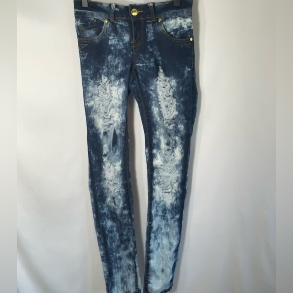 VIP Jeans, Bleached Distressed Skinny Jeans size 5
